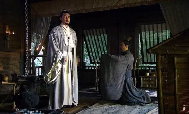 Cố mời Gia Cát Lượng, Lưu Bị đã bỏ lỡ cao nhân xuất chúng nào? Co moi Gia Cat Luong, Luu Bi da bo lo cao nhan xuat chung nao?