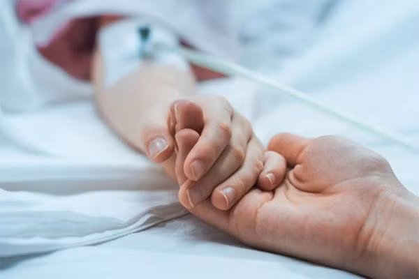 Thêm trẻ bị viêm gan bí ẩn, ngành y vẫn chưa rõ nguyên nhân Them tre bi viem gan bi an, nganh y van chua ro nguyen nhan