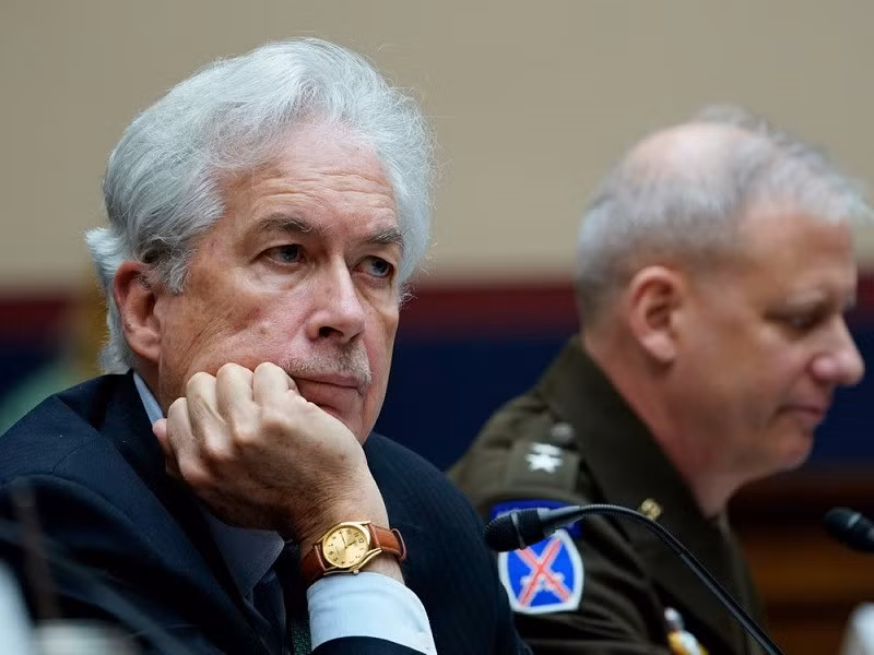 Giam doc CIA canh bao ong Zelensky ve nguy co bi am sat