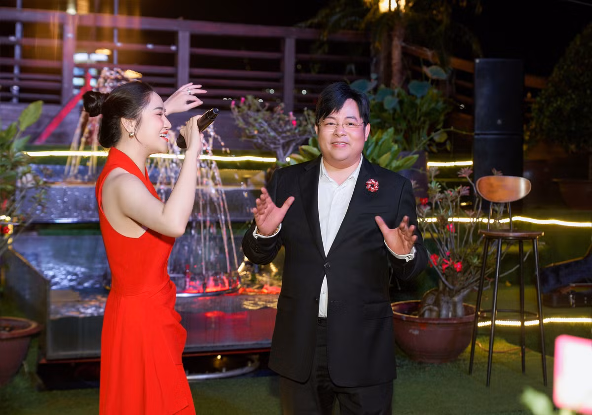 Quang Le: 
