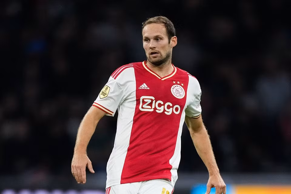 Cuu sao MU chia tay Ajax sau World Cup