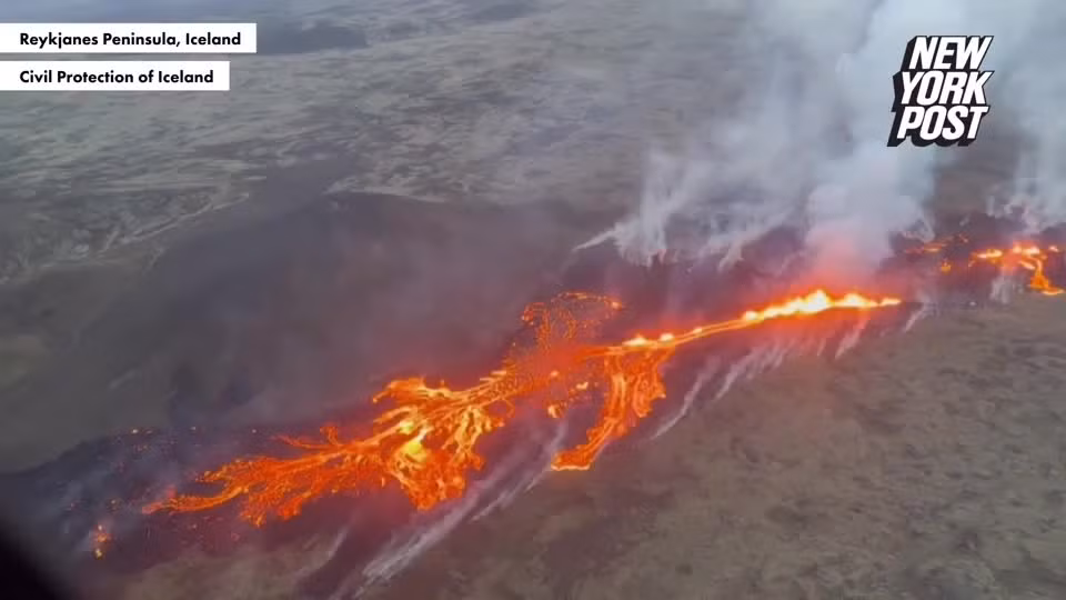 Video: Cảnh quay từ trên không tuyệt đẹp về núi lửa ở Iceland Video: Canh quay tu tren khong tuyet dep ve nui lua o Iceland