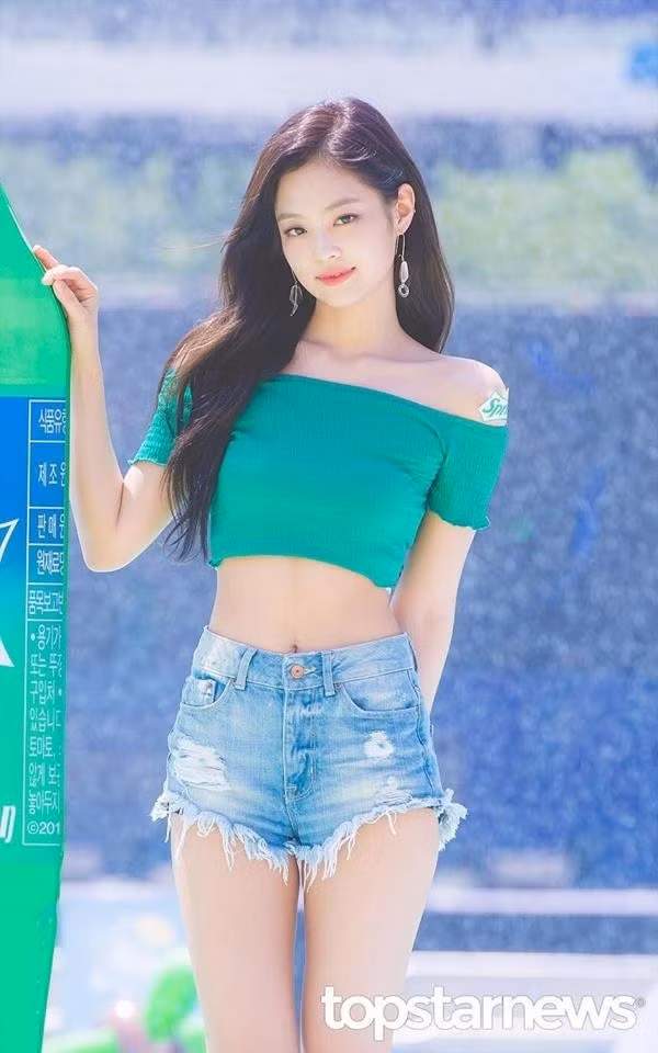 Bi mat dang sau hinh the hoan hao cua than tuong Kpop-Hinh-5