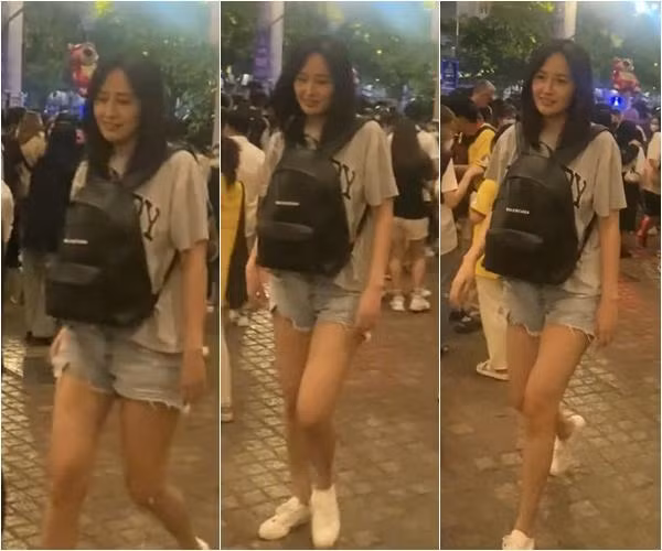Mai Phuong Thuy xuong pho xue xoa nhu hoc sinh cap 3