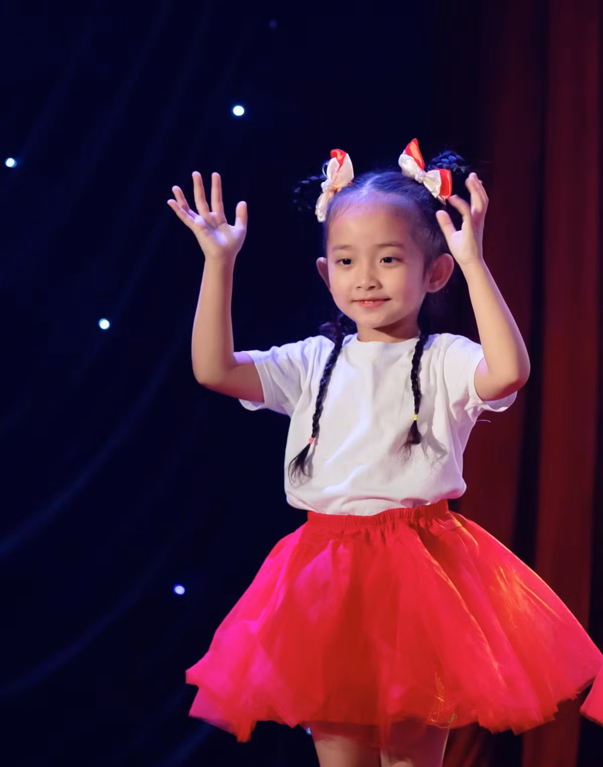 Khanh Thi - Phan Hien tiet lo dieu kho tin ve con gai ut-Hinh-2