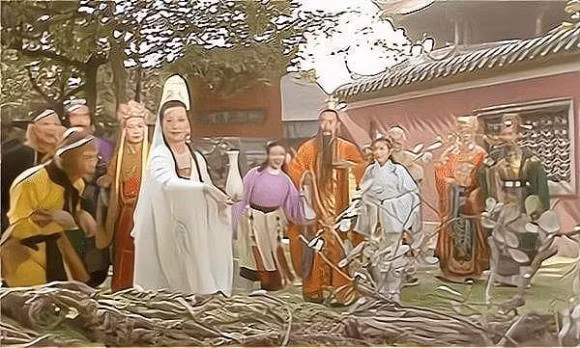 Thi nu cua Quan The Am cam duoc binh cam lo la ai?-Hinh-5