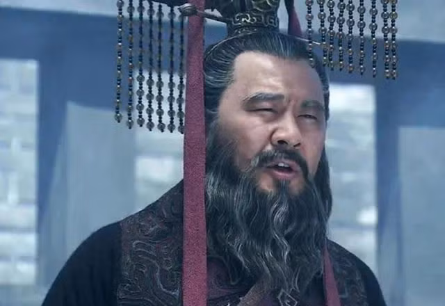 Tao Thao an han vi lam ton thuong 1 nguoi phu nu, do la ai?