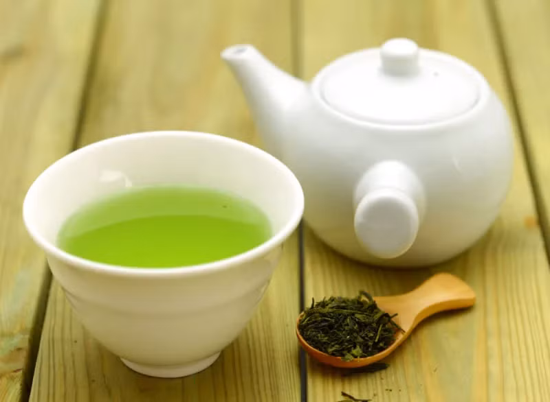 Anh huong khong ngo cua tra xanh len gan