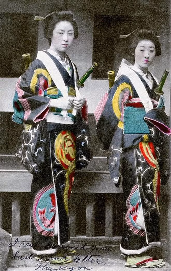 Loat anh hiem khoe tron dung mao cac nu samurai thoi xua-Hinh-8
