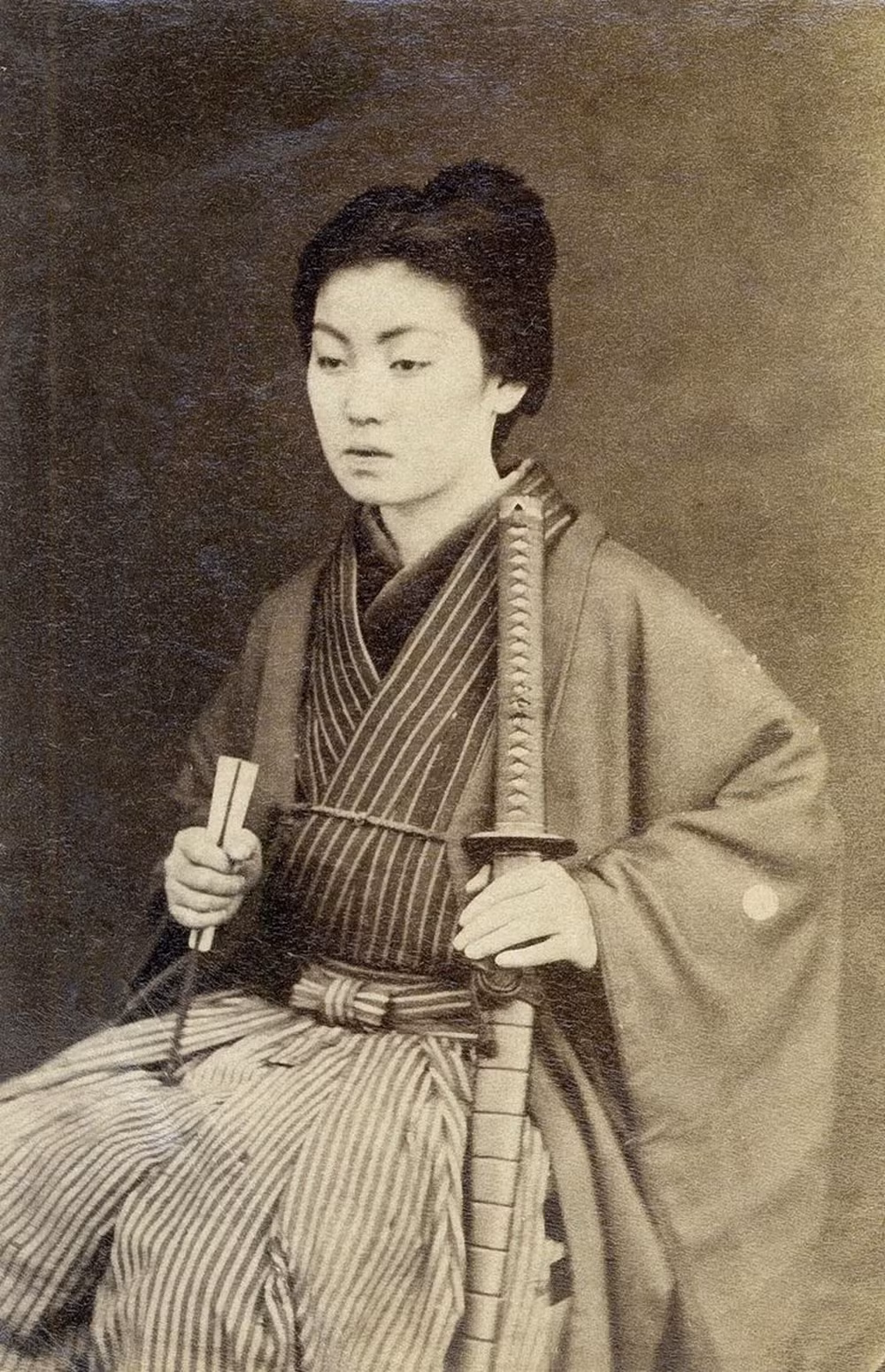 Loat anh hiem khoe tron dung mao cac nu samurai thoi xua