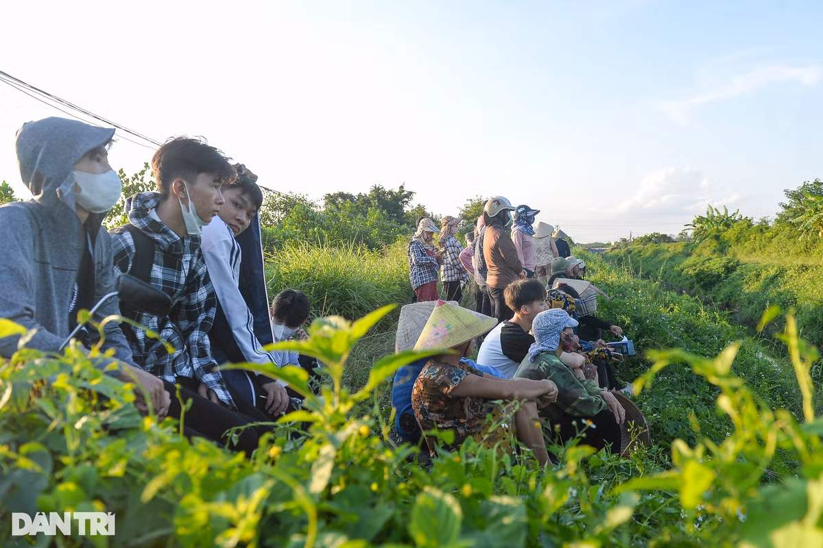 "Theo thông tin ban đầu, đối tượng đòi gia đình đưa 1,5 tỷ đồng, gia đình đã đưa 350 triệu đồng", nguồn tin cho hay..