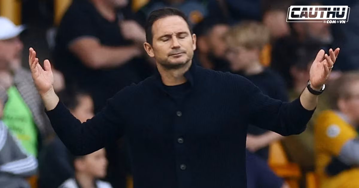 Frank Lampard & chiếc áo cũ khi quay lại Chelsea Frank Lampard & chiec ao cu khi quay lai Chelsea