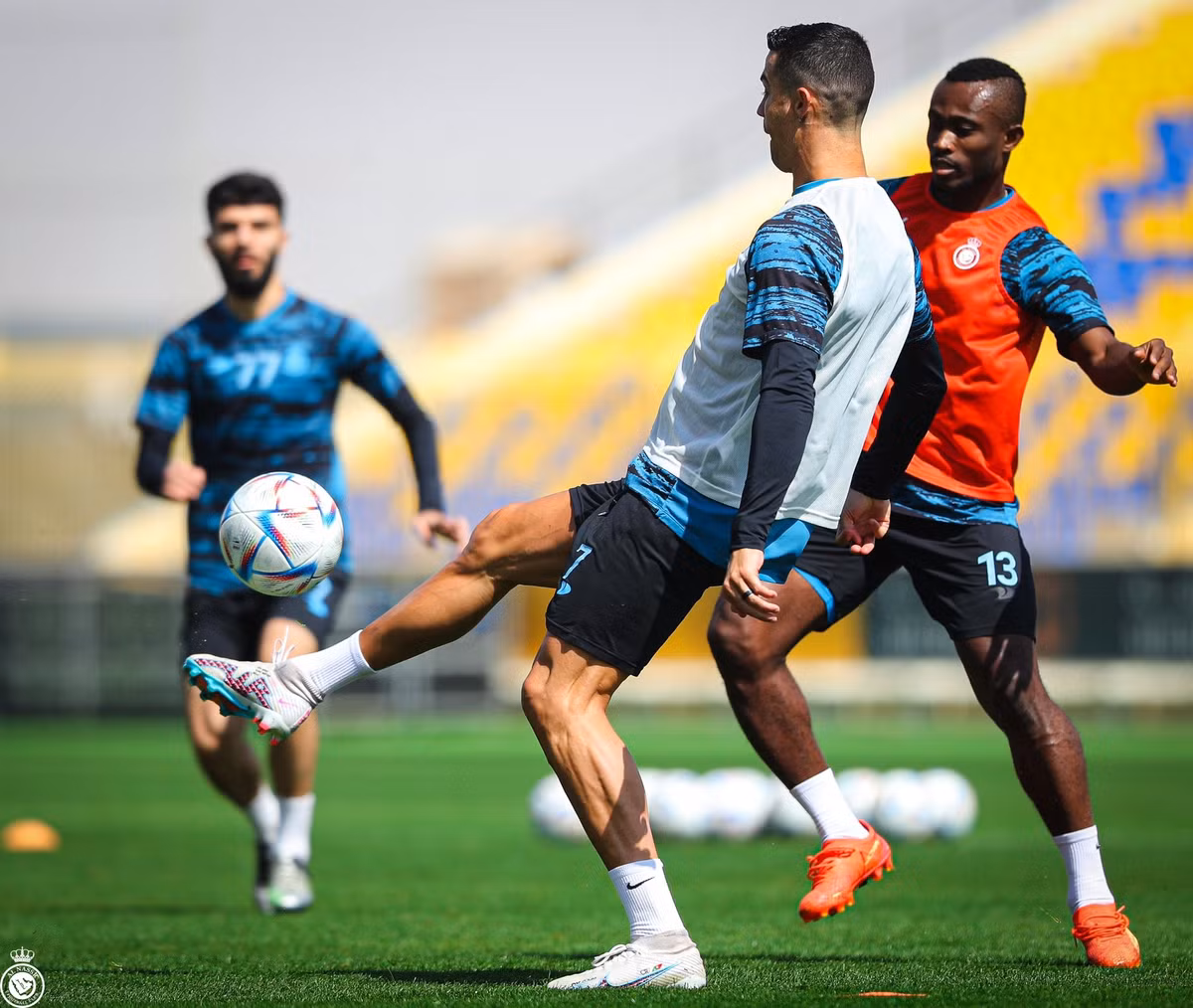 Hôm 11/2, HLV Rudi Garcia chia sẻ: "Ronaldo đang có phong độ và sự hòa hợp ở mức độ cao nhất với đồng đội ở Al Nassr. Các cầu thủ sẽ ngày càng hiểu rõ hơn về Ronaldo".
