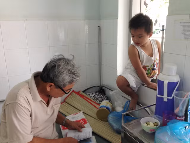 Ông Nguyễn Thành Tâm, ông nội của cháu Nguyễn Hoàng Thiên Bảo.