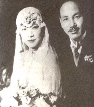 Tưởng Giới Thạch và Tống Mỹ Linh trong ngày cưới.