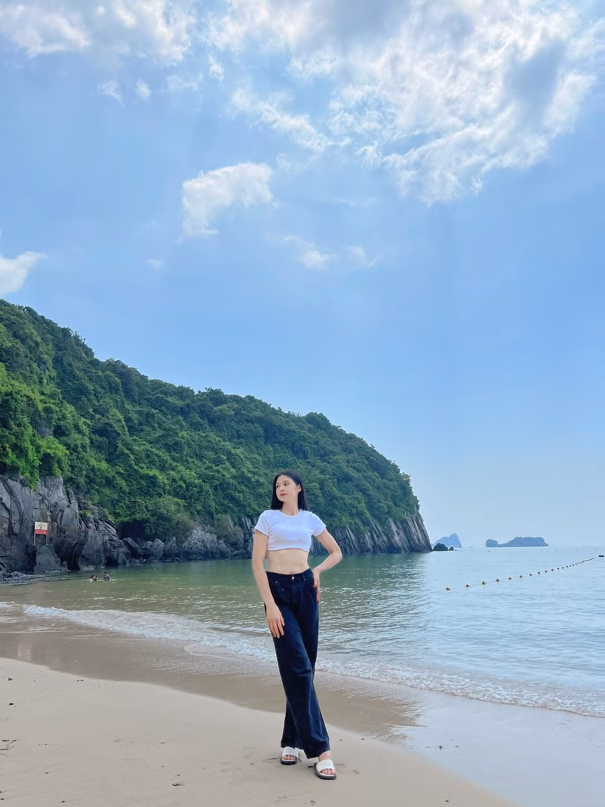 Vào tháng 4 năm nay, Ngọc tham dự “Người đẹp Du lịch ASEAN+”, cuộc thi sắc đẹp tìm kiếm đại sứ truyền thông du lịch đồng hành cùng SEA Games 31 và thành công lọt vào top 30.