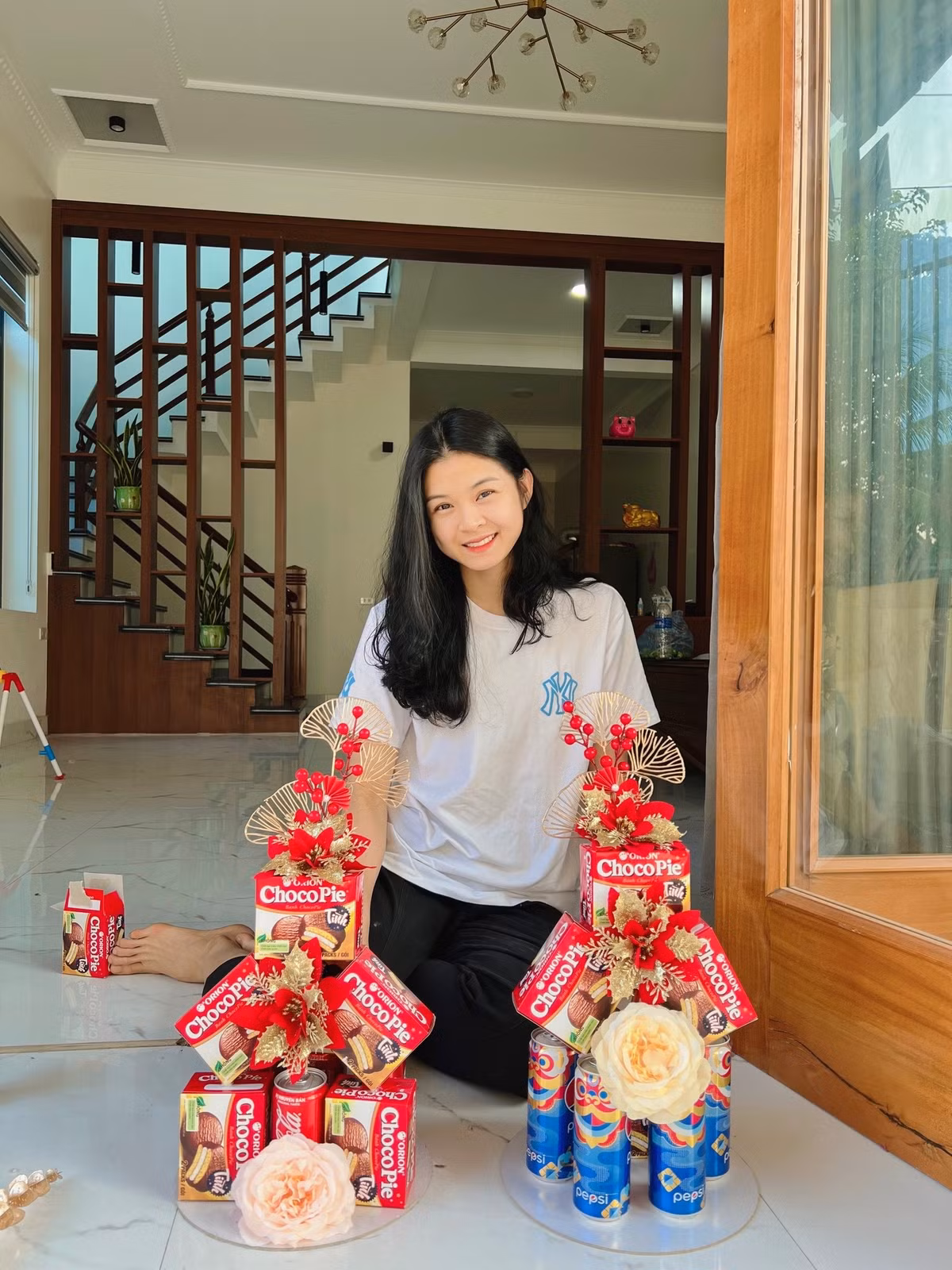 Nhờ gương mặt xinh xắn cùng chiều cao 1m77 và thân hình săn chắc của vận động viên, mỹ nhân làng bóng chuyền thu hút 8.000 người theo dõi trang cá nhân, nơi cô thường chia sẻ những hoạt động đời thường.