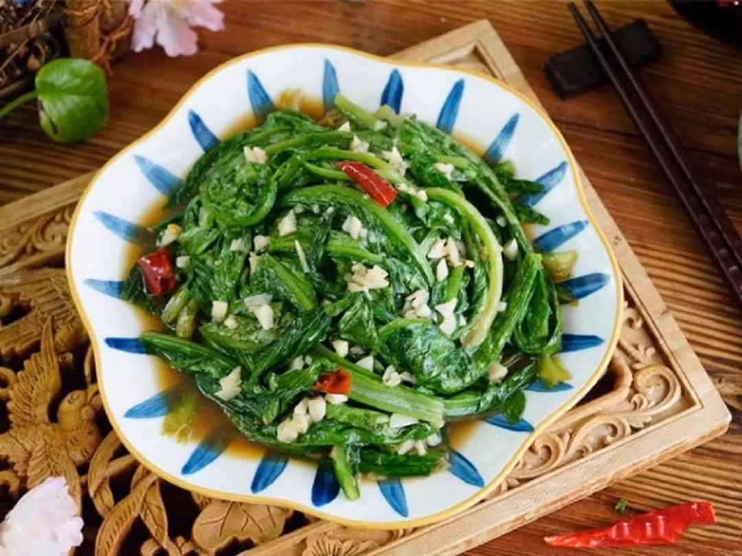 6 lợi ích không ngờ của rau diếp thơm - Hình 2 6 loi ich khong ngo cua rau diep thom-Hinh-2
