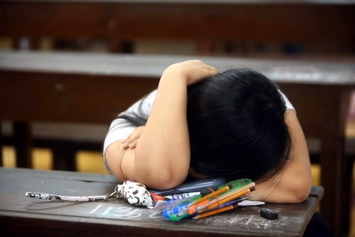 Mẹ hay khoe trên mạng, con thêm áp lực Me hay khoe tren mang, con them ap luc
