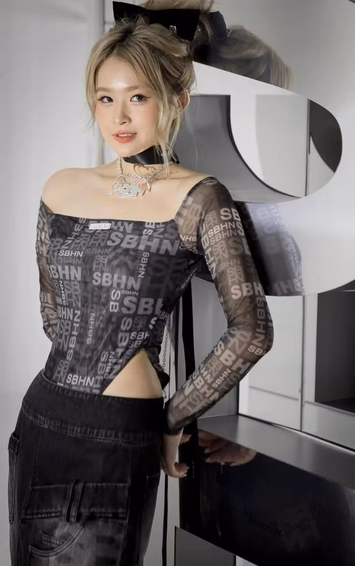 Rich kid Chao bị mỉa mai vì luôn 'khoe' giá tiền - Hình 5 Rich kid Chao bi mia mai vi luon 'khoe' gia tien-Hinh-5