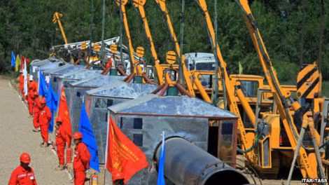 Một đường ống dẫn khí nối Kazakhstan - Trung Quốc được khai trương năm 2008.