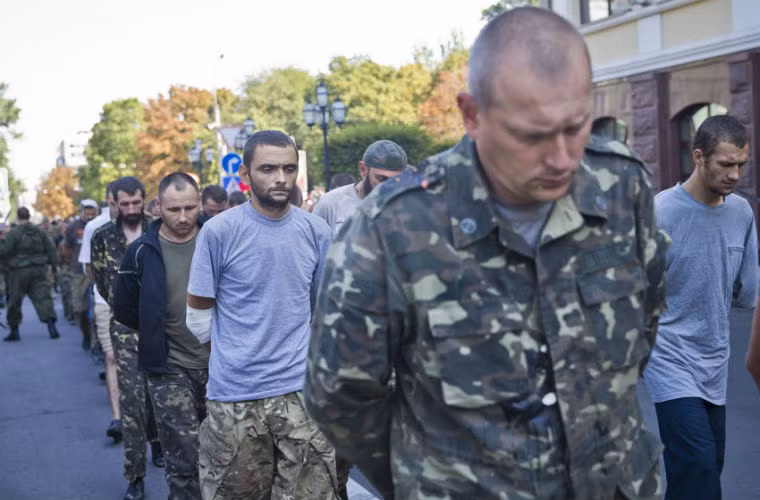 Trước đó, lực lượng ly khai cho biết họ đã đánh tan nhiều lữ đoàn của Quân đội Ukraine gần biên giới Nga.
