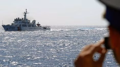 Tàu Trung Quốc quấy rối các tàu Việt Nam thực thi nhiệm vụ ở khu vực giàn khoan hạ đặt trái phép Hải Dương 981.