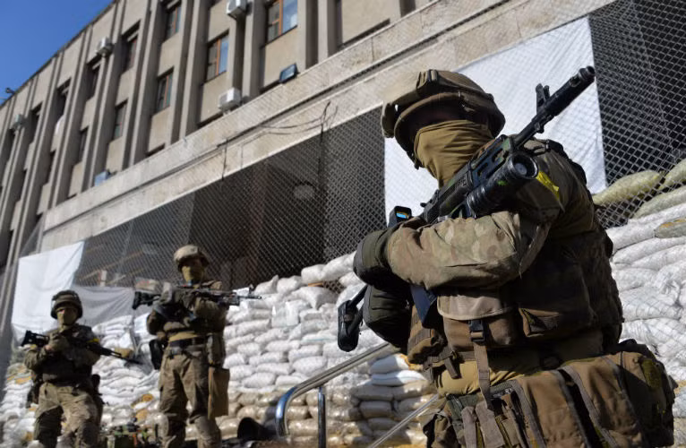 Quân đội Ukraine chiếm lại được thành trì Slavyansk của phiến quân ly khai ngày 5/7.