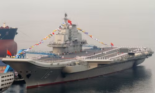 Tàu sân bay Liêu Ninh của Hải quân Trung Quốc.