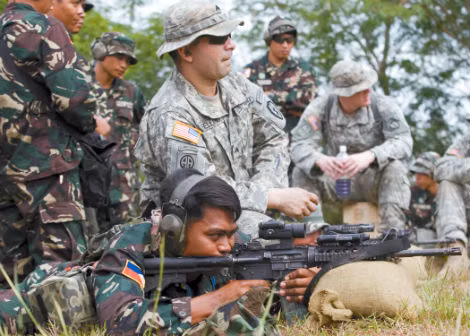 Quân đội Mỹ và Quân đội Philippines tập trận chung.
