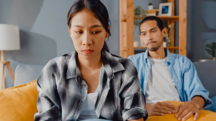 9 thoi quen khien ban dan tro nen xau xi trong mat ban doi