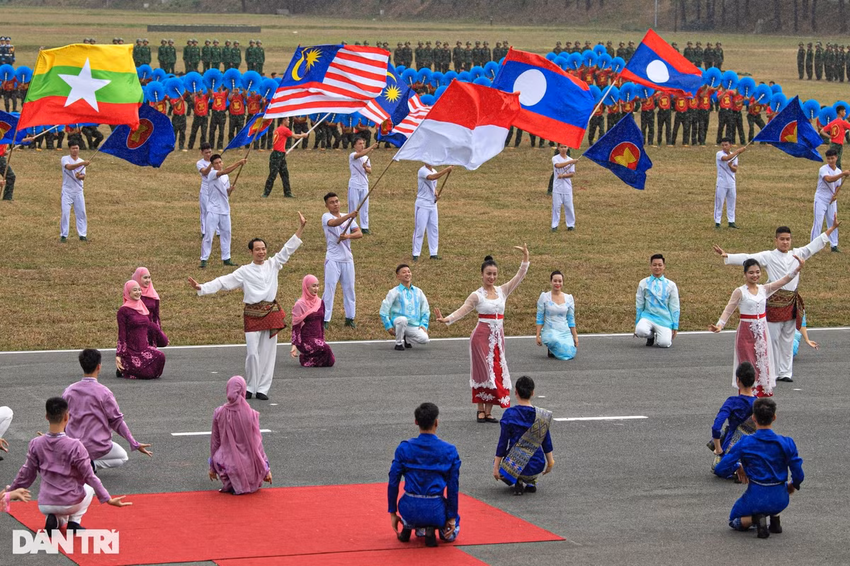 An tuong hinh anh Le Be mac Giai ban sung quan dung Luc quan cac nuoc ASEAN-Hinh-7