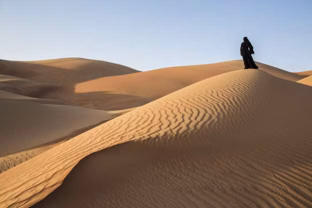 Sa mạc Arabian, Tây Á. Sa mạc này nằm trên một vùng lớn trong đó có Yemen, Oman, Jordan, Iraq và UAE. Các hoạt động quân sự và sản xuất dầu trong khu vực đã ảnh hưởng tới sự cân bằng sinh thái của khu vực, dẫn tới sự tuyệt chủng của nhiều loài, trong đó có cả linh dương./.