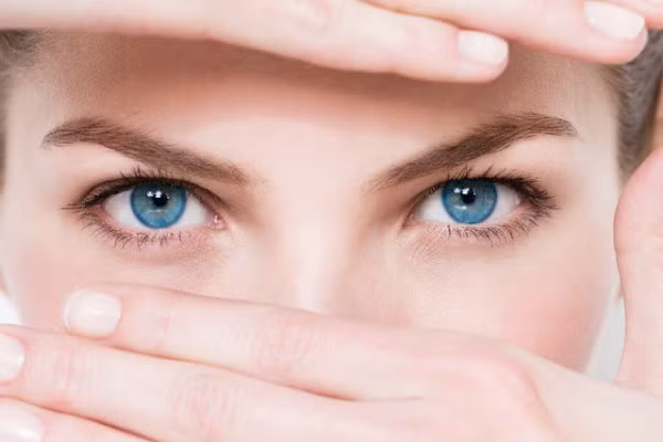 Sơn căn thấp rồi cao dần đến chuẩn đầu thì phát triển rất cao: Là người có tứơng mũi sư tử, có cá tính mạnh mẽ, có uy lực trong giao tiếp khiến người ta tự nhiên phải kính nể. Thông thường người có loại mũi này rất quyết đoán trong công việc, nếu không bị phá cách thì sẽ trở nên đại phú quý.