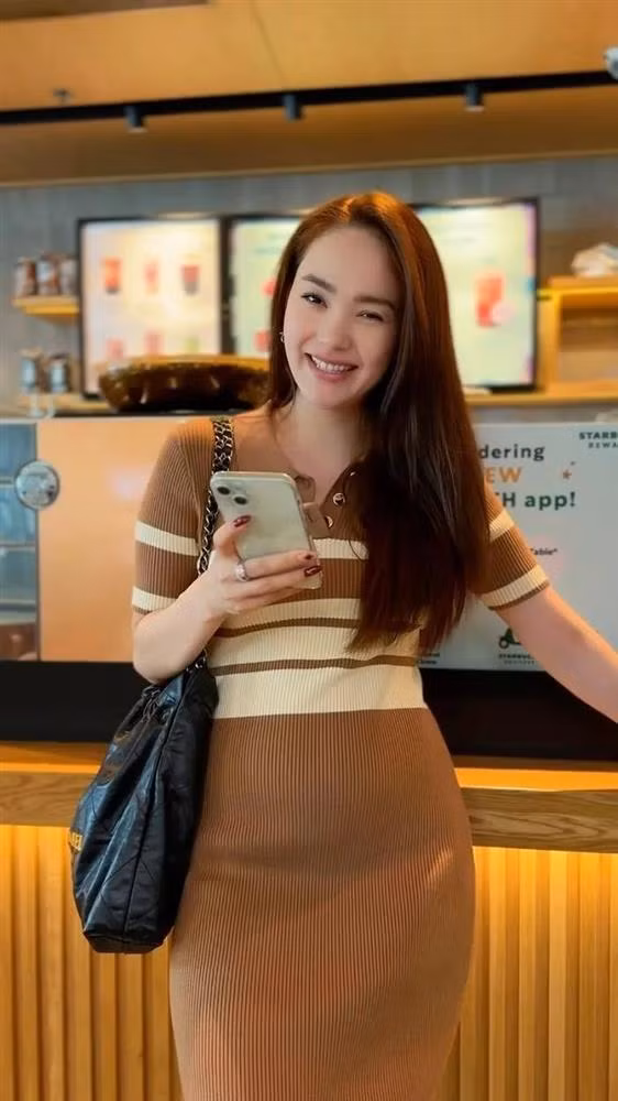 Phong cach tre trung, noi bat hack tuoi cua Minh Hang-Hinh-8