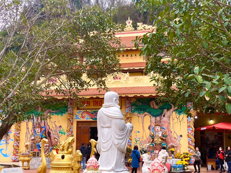 Cac diem du lich tam linh o Hai Phong thu hut hang van du khach-Hinh-2