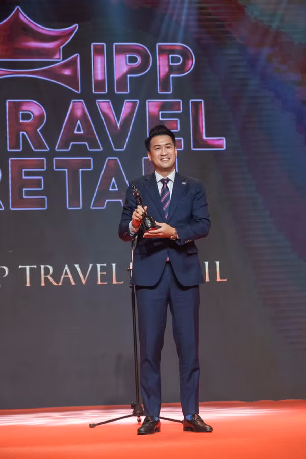 Phillip Nguyễn - em chồng Hà Tăng: Doanh nhân điển trai sắp cưới hot girl - Hình 2 Phillip Nguyen - em chong Ha Tang: Doanh nhan dien trai sap cuoi hot girl-Hinh-2