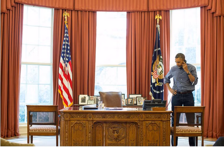 Mỹ có kế hoạch gỡ bỏ dữ liệu ghi âm điện thoại NSA. Mới đây tổng thống Mỹ Barack Obama đã tuyên bố kế hoạch tái thiết những dữ liệu điện thoại của Cơ quan tình báo Quốc gia. Theo lệnh của ông, cơ quann này sẽ không được giữ những dữ liệu về các cuộc gọi của người dân Mỹ, thay vào đó các nhà mạng sẽ làm nhiệm vụ này và chính phủ chỉ có quyền yêu cầu số điện thoại cá nhân sau khi được Tòa án tình báo nước ngoài đồng ý.