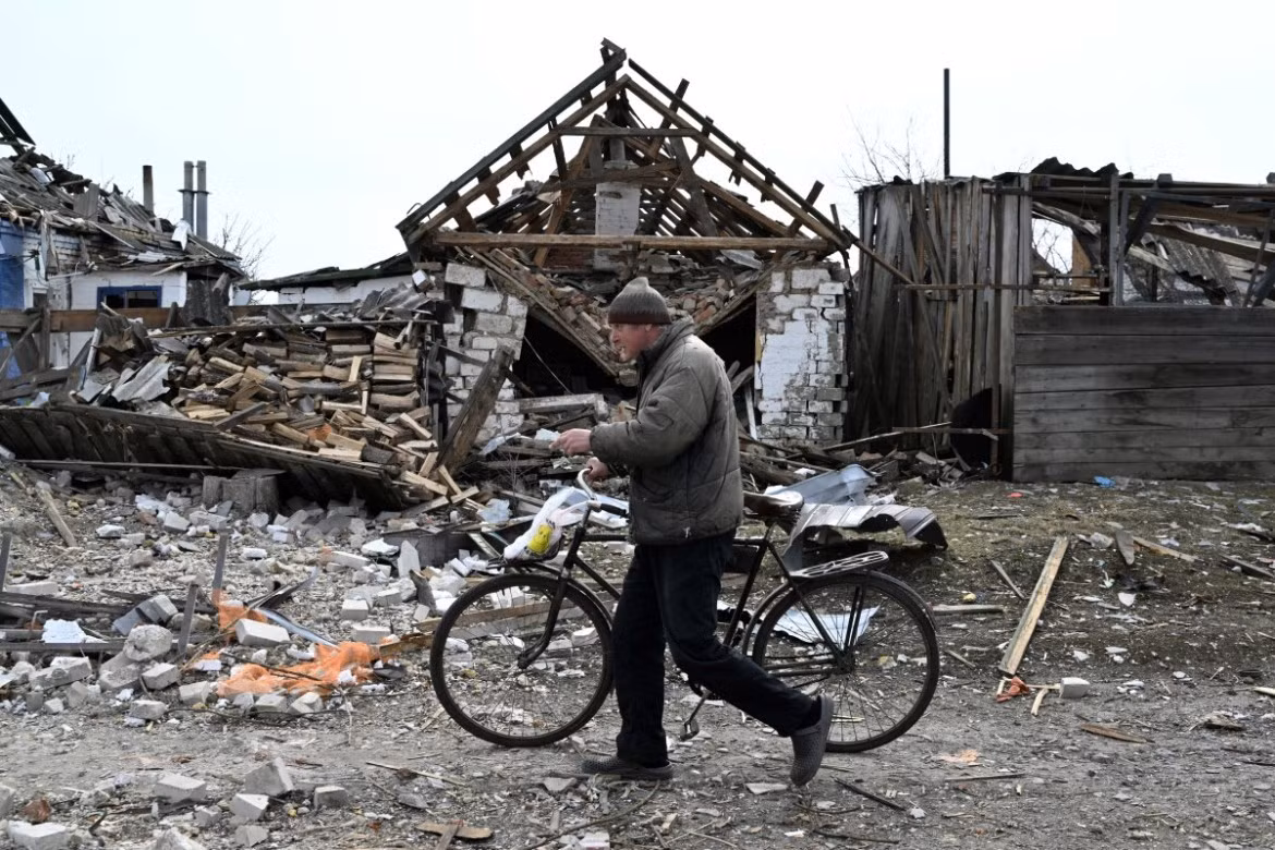 Giao tranh ở Velyka Pysarivka bùng lên từ ngày 12/3 sau khi hai nhóm dân quân thân Ukraine mở đợt tấn công vào biên giới Nga. Quân đội Nga sau đó tuyên bố đẩy lùi các mũi tấn công này.