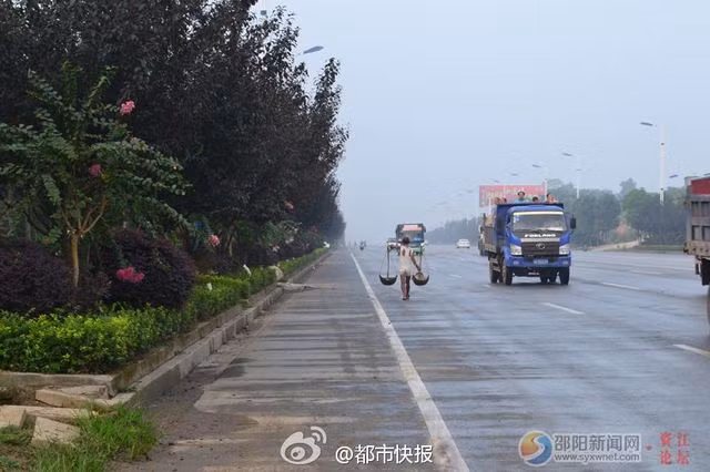Số tiền gửi tiết kiệm được rút ra từ tiền bán rau, lao động hàng ngày của ông. Câu chuyện và ước mơ của ông Chen gợi lên nhiều suy ngẫm về ước mơ, hoài bão riêng của mỗi người. Dù có hoàn cảnh khó khăn và tài năng khó được công nhận nhưng ông Chen vẫn luôn cố gắng hết mình vì nó và luôn vươn tới như một mục tiêu.