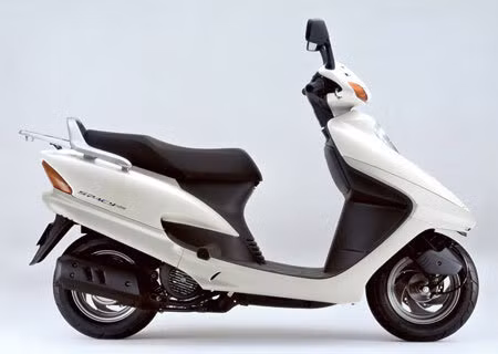 Spacy cũ có thời điểm lên tới 350 triệu đồng.