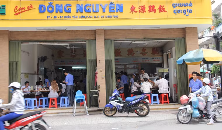 Ẩm thực Trung Hoa được người dân ưa thích.