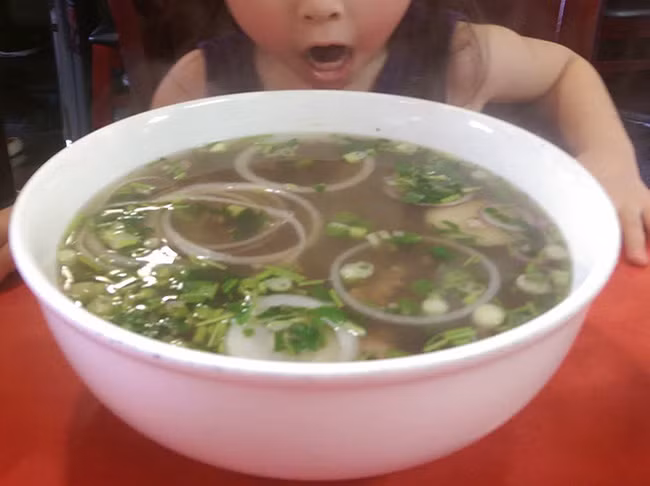 Mẹ ơi, nhiều thế này con ăn sao hết!