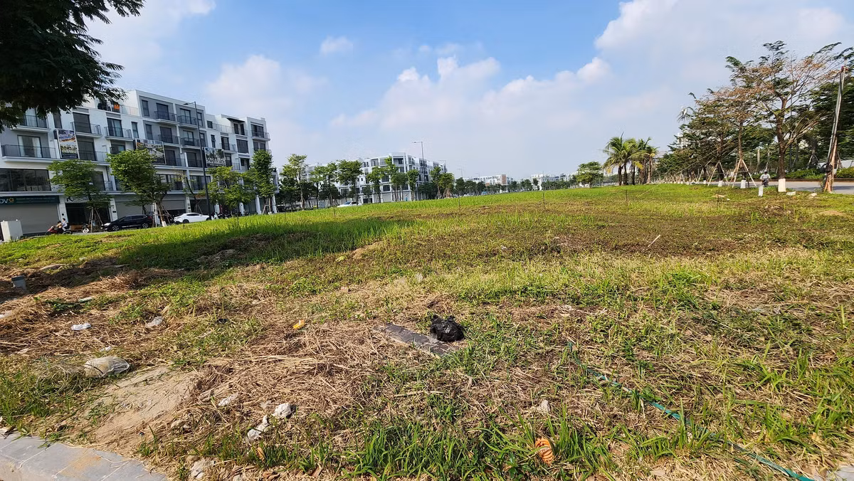 Cận cảnh The Manor Central Park của Bitexco bị yêu cầu thu hồi - Hình 8 Can canh The Manor Central Park cua Bitexco bi yeu cau thu hoi-Hinh-8
