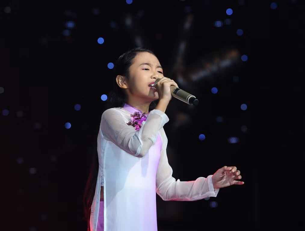 Mỹ Chi không giành giải quán quân nhưng em đã ghi dấu ấn trong lòng người hâm mộ cả nước vì giọng ca ngọt ngào. (Ảnh Lý Võ Phú Hưng)