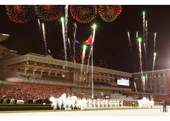 Đây là cuộc duyệt binh đầu tiên mà Triều Tiên tổ chức kể từ năm 2018. Ảnh: KCNA 