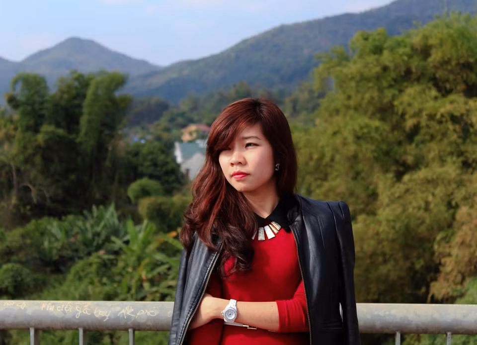 Được biết, Chu Thảo hiện có một cuộc sống khá ổn định ở Cao Bằng. Ngoài công việc chính, cô còn là chủ một shop thời trang trên mạng, tự kiếm được nhiều tiền để trang trải cho cuộc sống, giúp đỡ gia đình và đã sẵn sàng để lập gia đình nhỏ của mình.