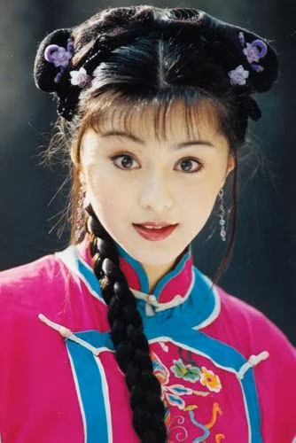 So phan 2 nguoi dan ong dung sau Pham Bang Bang