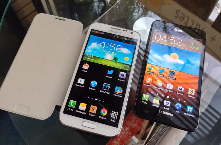 Samsung đã bán được 40 triệu chiếc Galaxy Note. Dòng điện thoại Galaxy Note đã mang lại nhiều thành công cho Samsung. Theo tổng giám đốc Samsung tại Đài Loan Andy Tu, Samsung đã bán được 10 triệu chiếc điện thoại Galaxy Note và 30 triệu chiếc Galaxy Note II trên toàn thế giới.