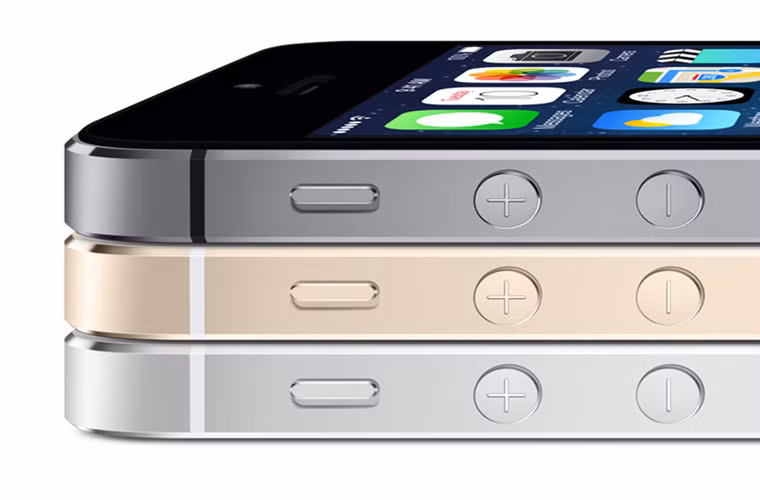 iPhone 5S tiêu thụ sẽ chậm? Đây là nhận định của nhà phân tích Peter Misek. Nguyên nhân của việc này là những phản ứng rụt rè của người dùng trước những vấn đề có liên quan đến khả năng nhận diện dấu vân tay.
